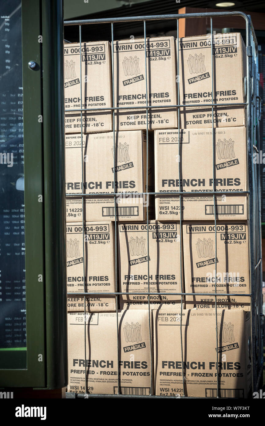 Boxen von Pommes Frites, Box-Container, Container, Heap, Stack, süße Speisen, Essen, Amerikanische Kultur, gebacken, paniert, Mcdonalds Pommes frites Stockfoto