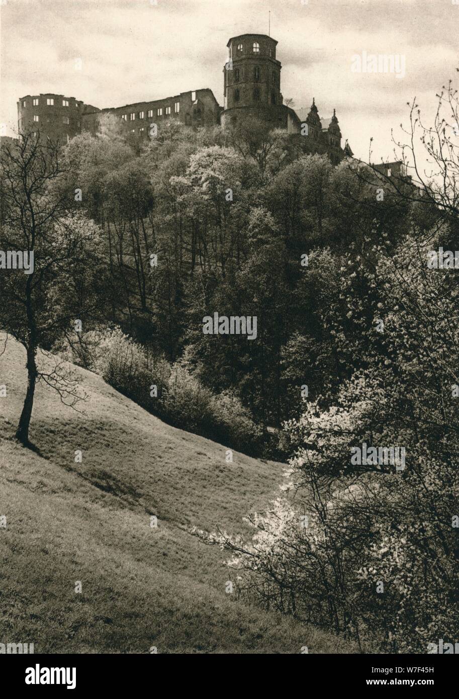 "Heidelberg. Burg ", 1931. Künstler: Kurt Hielscher. Stockfoto