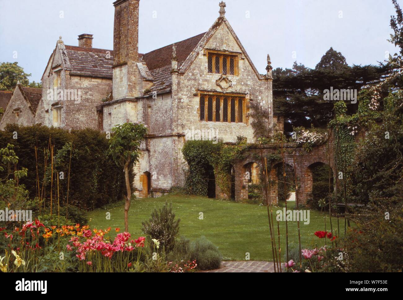 Athelhampton House, frühen Tudor mittelalterlichen Manor, Dorset, 20. Jahrhundert. Künstler: CM Dixon. Stockfoto