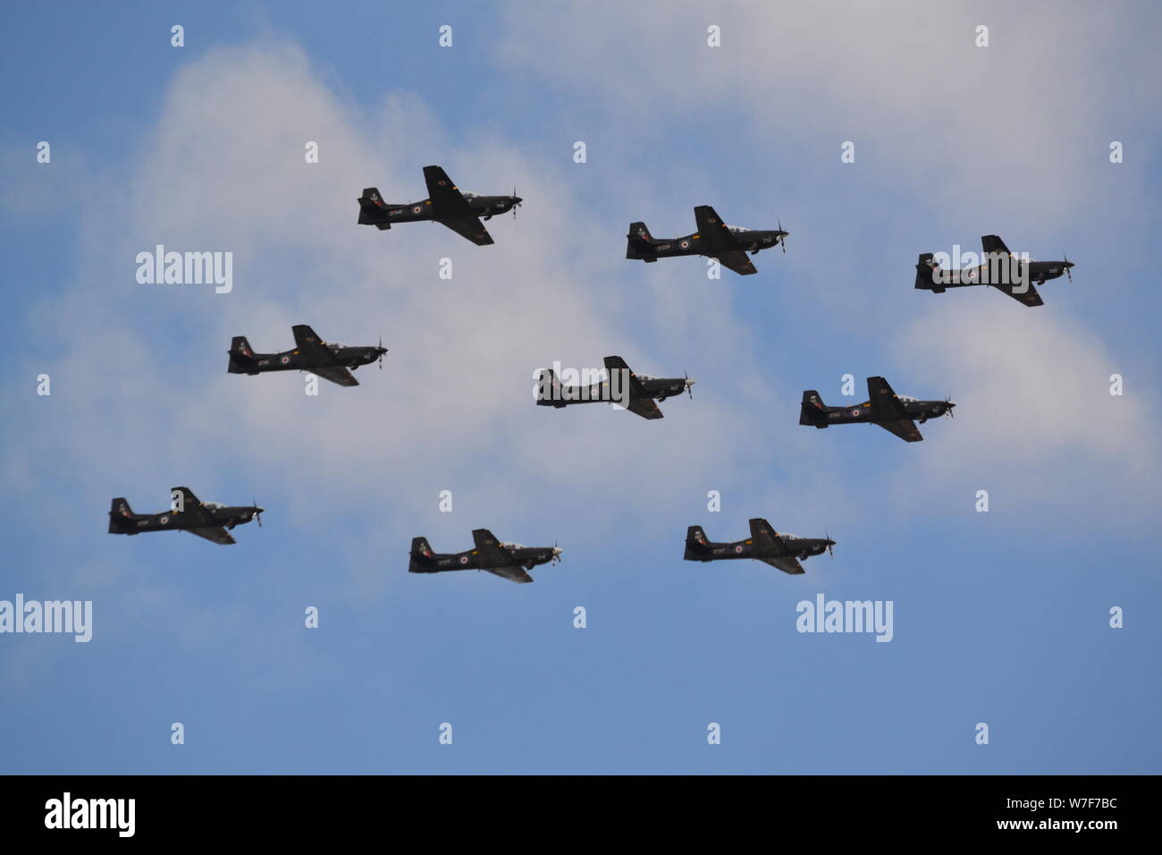 Hawk Tucan-RAF 100 Fliegen über Essex Stockfoto