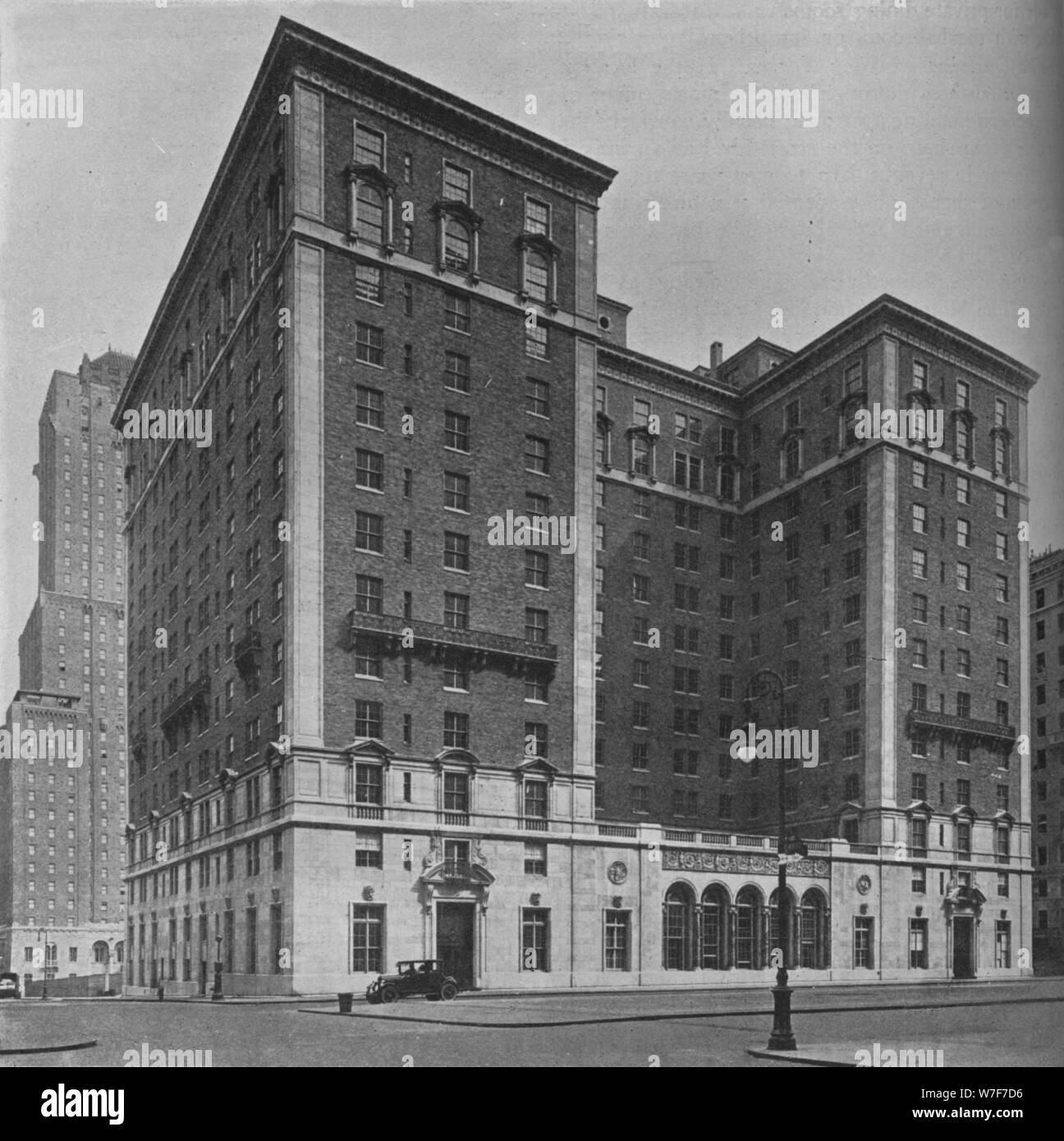 Das Park Lane Hotel, New York City, 1924. Künstler: unbekannt. Stockfoto