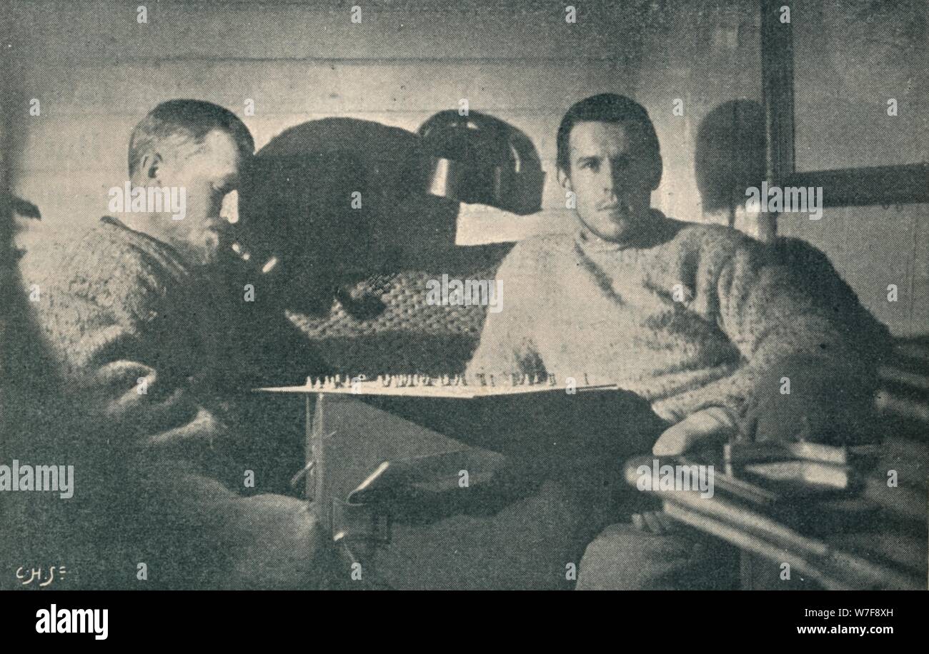 "Ein Spiel Halma", c1893-1896, (1897). Künstler: unbekannt. Stockfoto