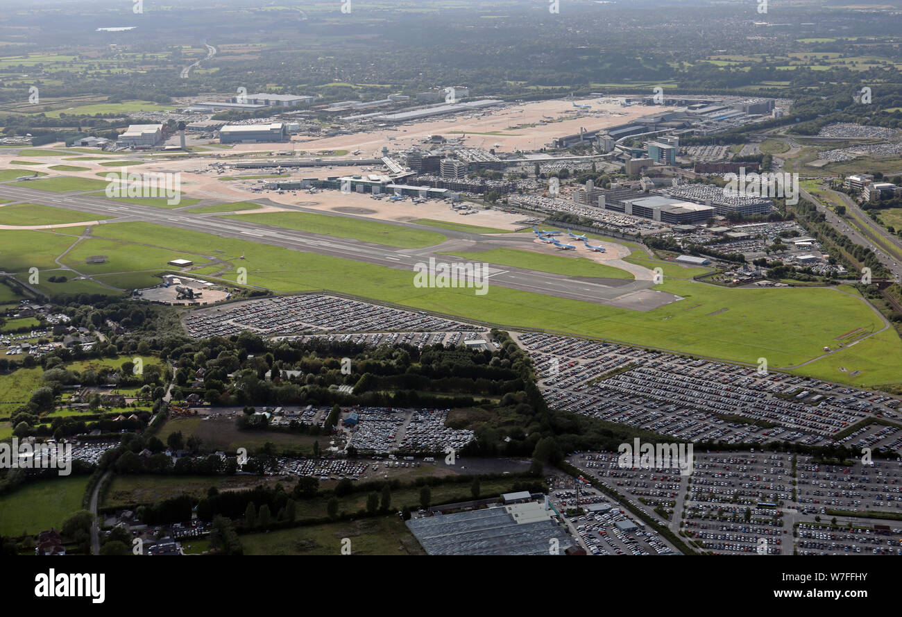 Luftaufnahme von Manchester International Airport, August 2019 Stockfoto