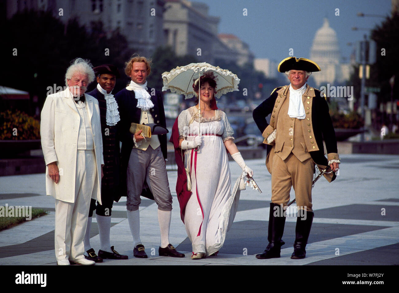 Schauspieler verkörpern verschiedene historische Figuren stellen an der Pennsylvania Avenue in Washington, D.C Stockfoto