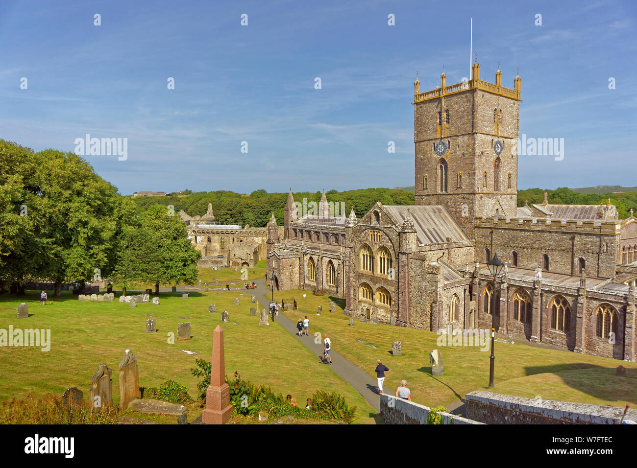 St David's Cathedral in St David's City, Pembrokeshire, Wales. Stockfoto