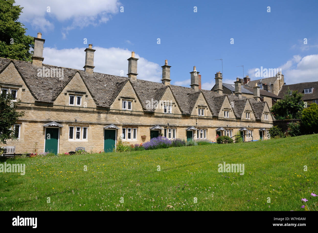 Armenhäuser, Chipping Norton, Oxfordshire. Henry Cornish gab die Armenhäuser in Chipping Norton in 1640. Stockfoto