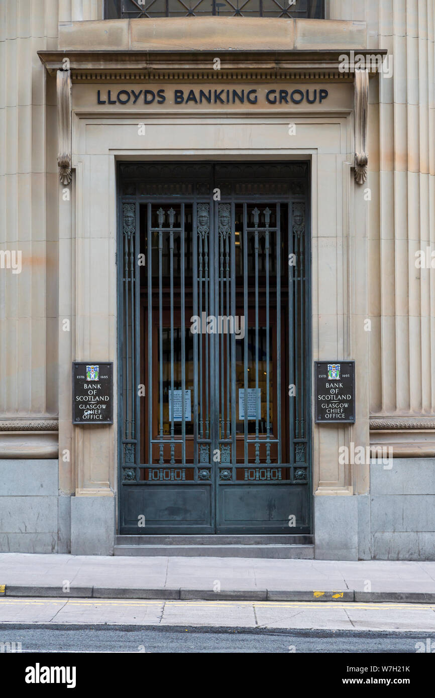 Eingang zu den Geschäftsbüros der Lloyds Banking Group Commercial Finance, St Vincent Street, Glasgow City Centre, Schottland, Großbritannien Stockfoto