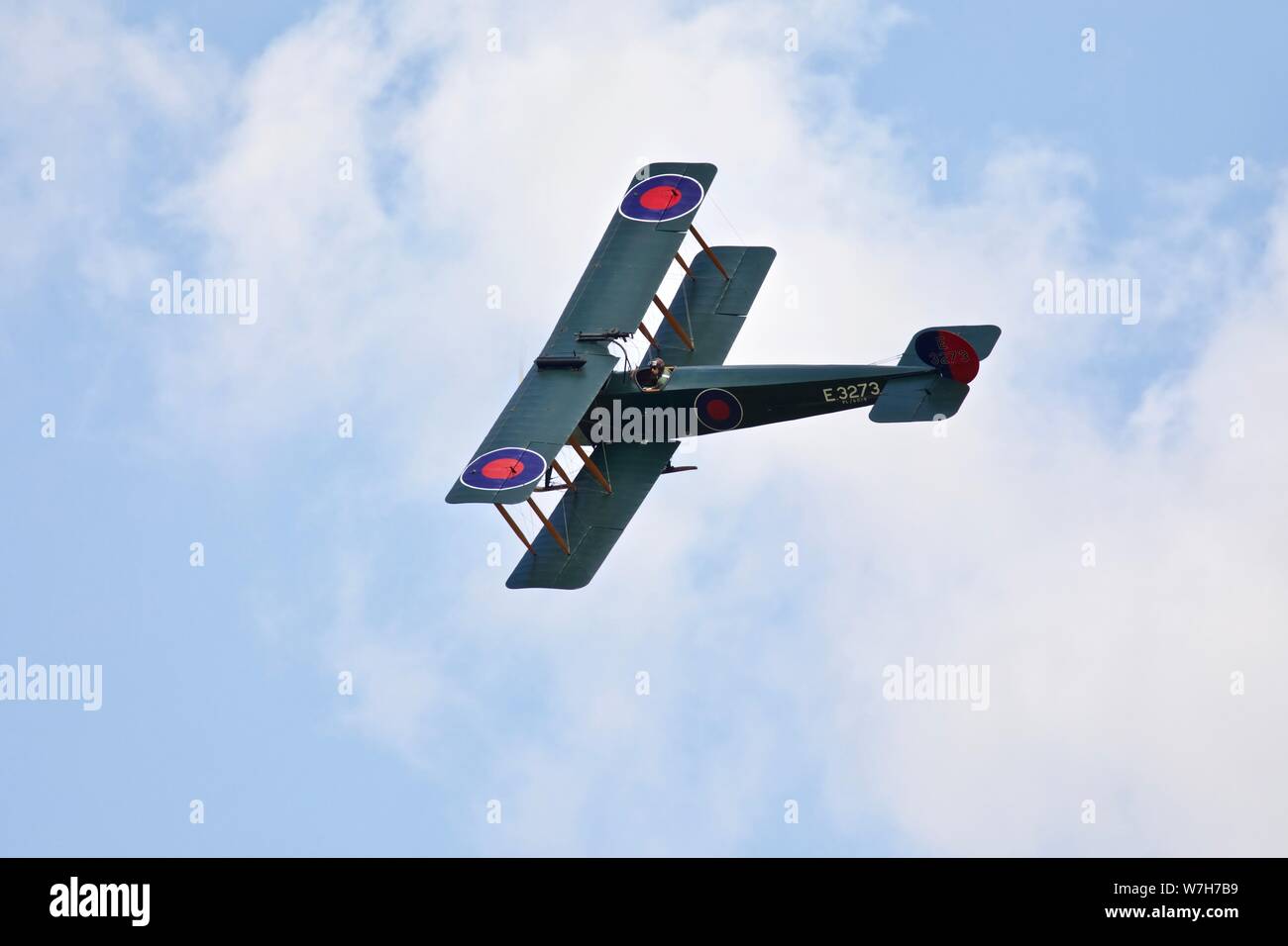 1918 Avro 504 K'E3273 'Airborne bei Shuttleworth militärische Airshow am 7. Juli 2019 Stockfoto