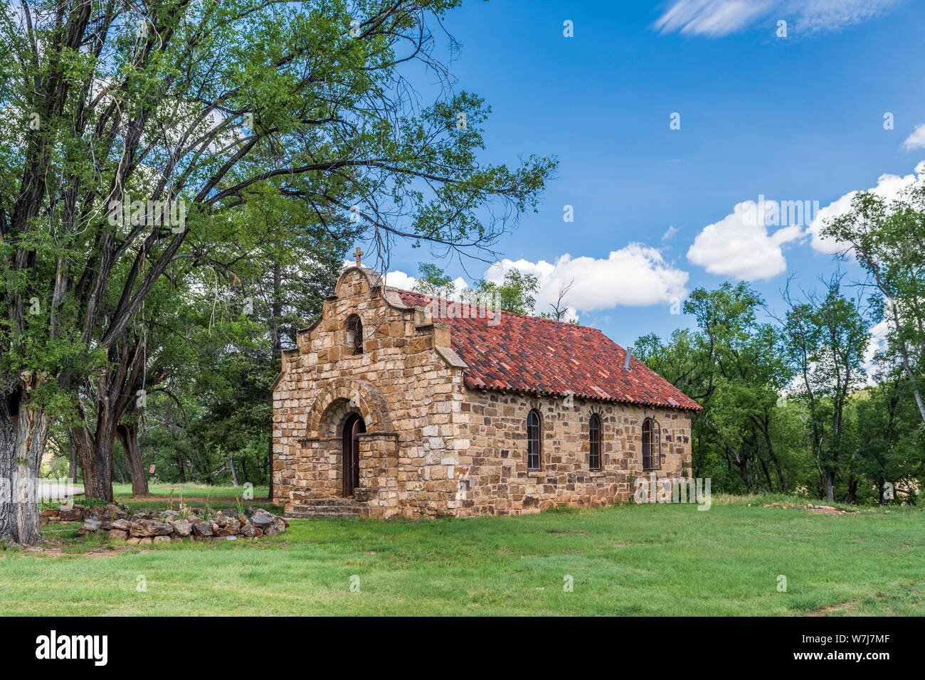 Katholische Kapelle am Fort Stanton Historic Site, militärische Festung aus dem 19. Jahrhundert, Lincoln County, New Mexico. Stockfoto