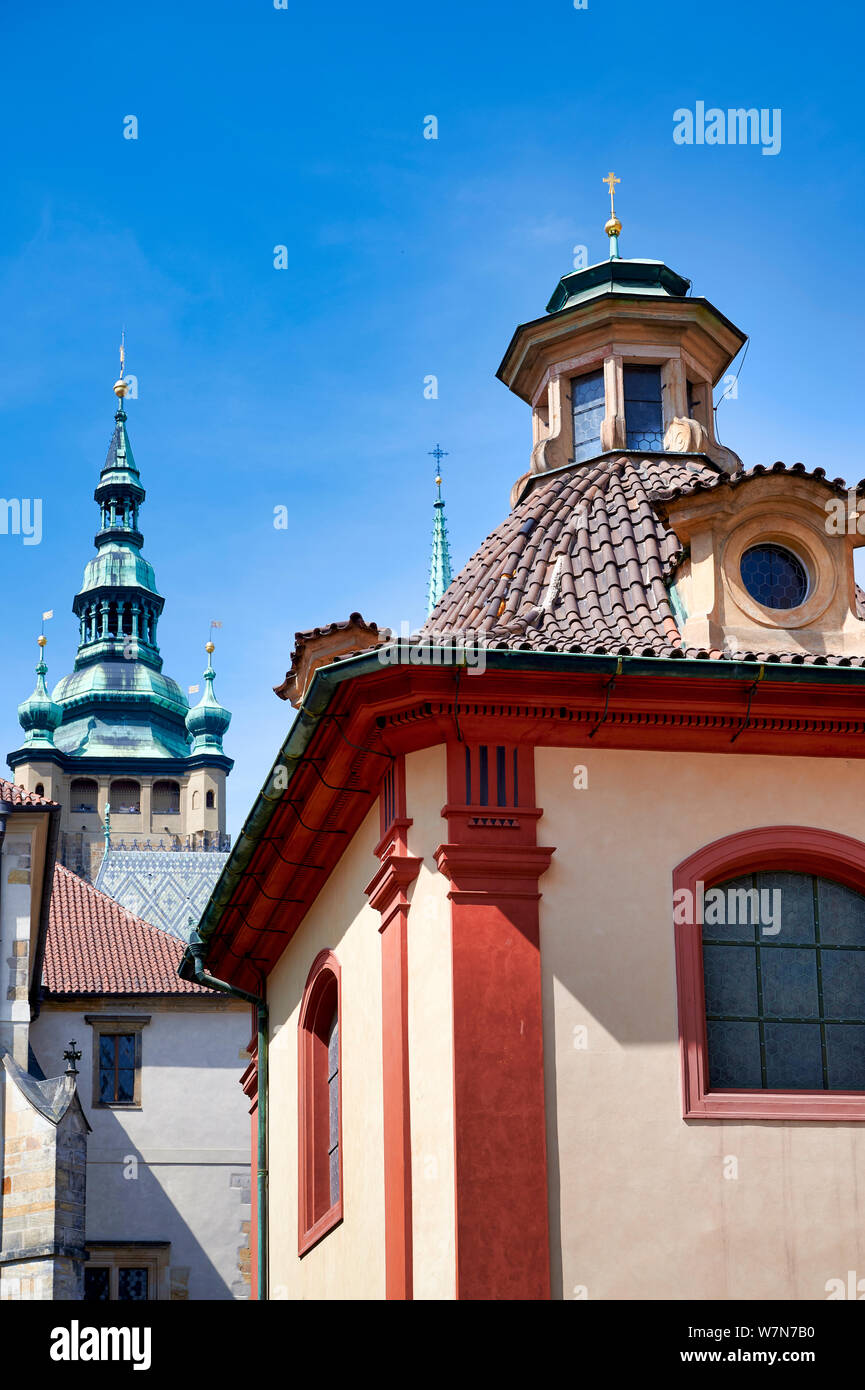 In Prag in der Tschechischen Republik. Die mittelalterlichen Gebäude auf der Burg Stockfoto
