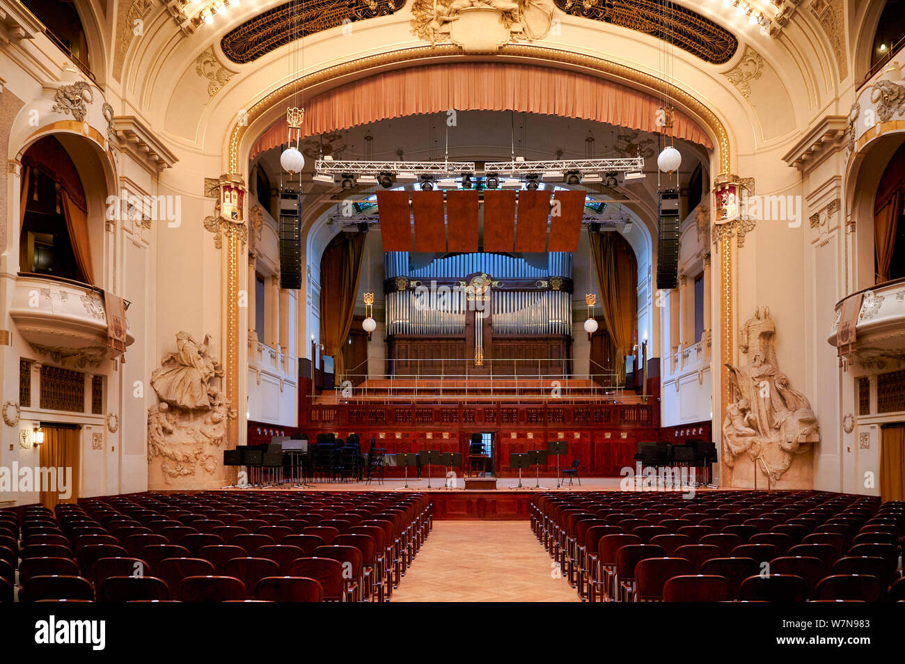 In Prag in der Tschechischen Republik. Die Smetana Saal im Gemeindehaus Stockfoto