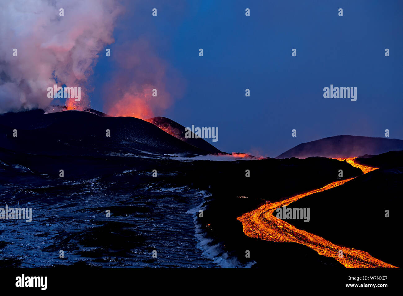 Lavastrom von plosky Tolbachik Vulkan Eruption, Kamtschatka, Russland, 5. Dezember 2012 Stockfoto