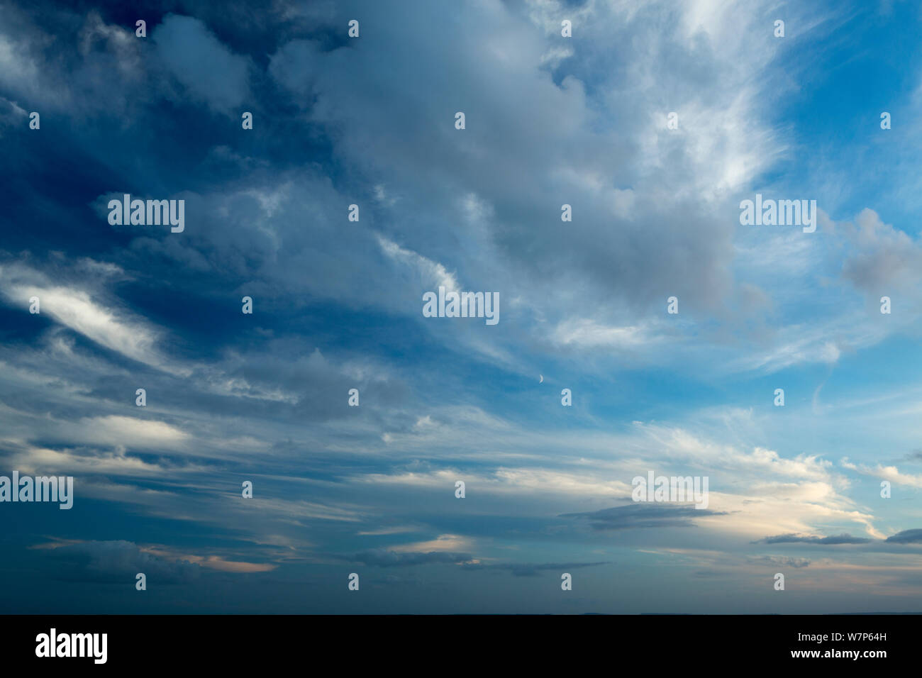 Sommer Himmel Wolken, Somerset, Großbritannien Stockfoto