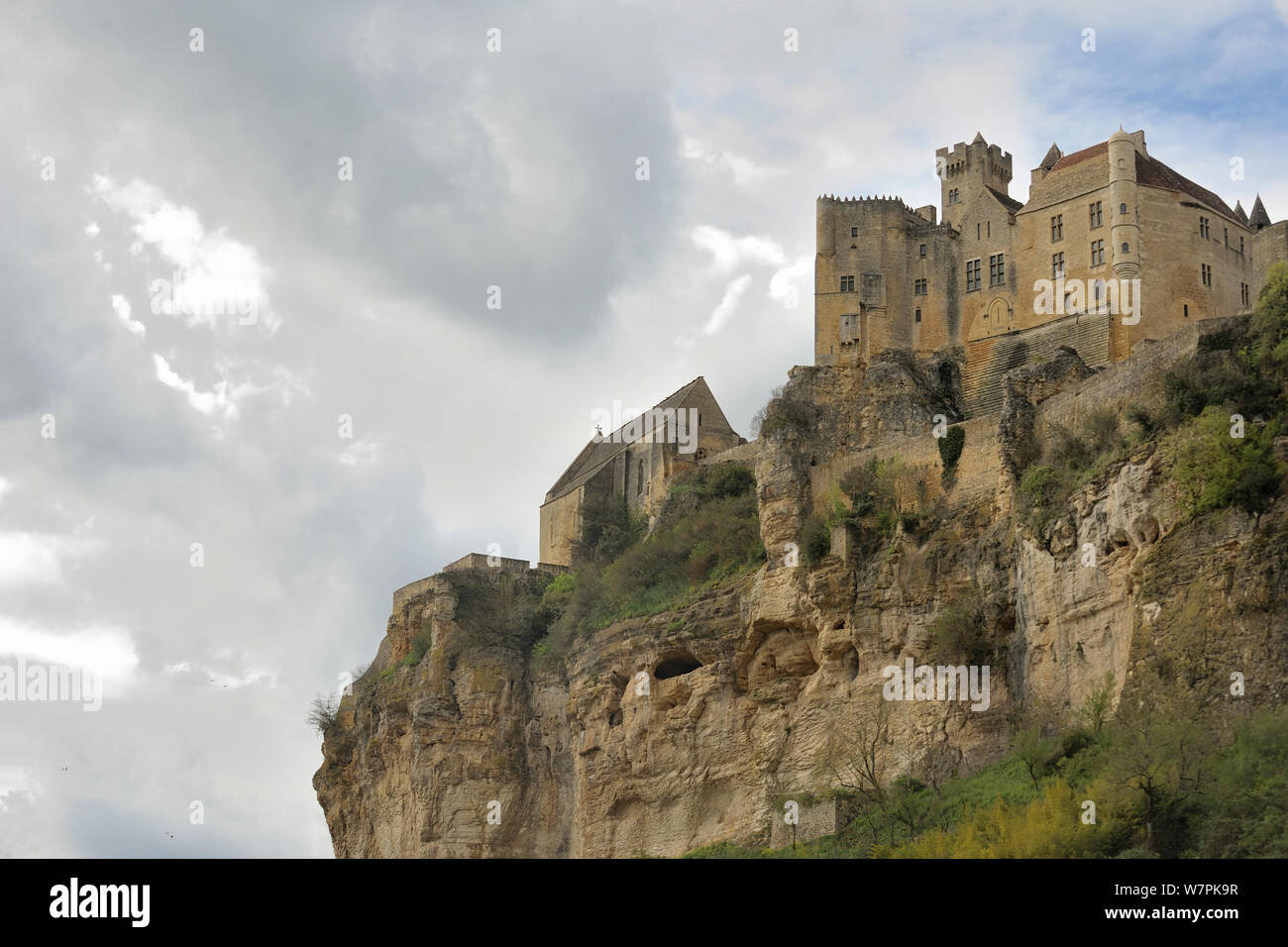 Schloss aus dem 12. Jahrhundert, Chateau de Beynac, Dordogne, Frankreich, April 2012 Stockfoto