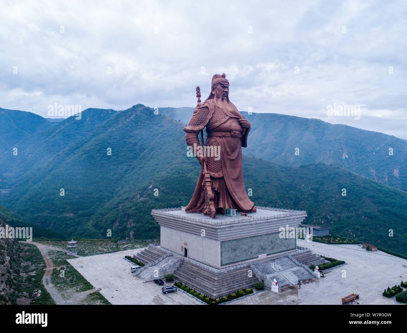 big guan yu statue big guan yu statue