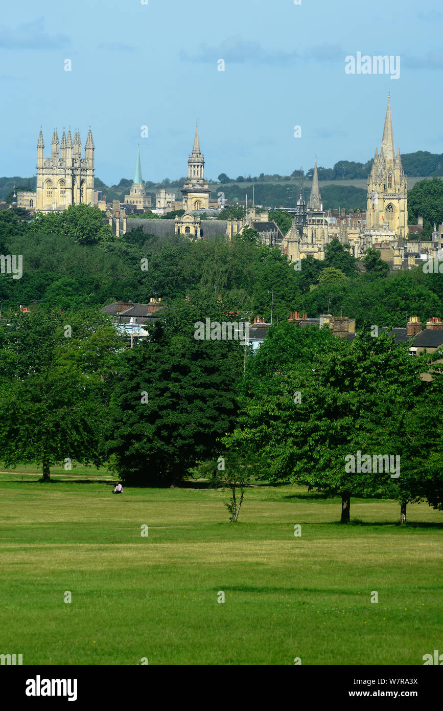 England, Oxford, Cowley Road, Stadt der Türme, mit Blick auf die Oxford Zentrum von South Park. Stockfoto