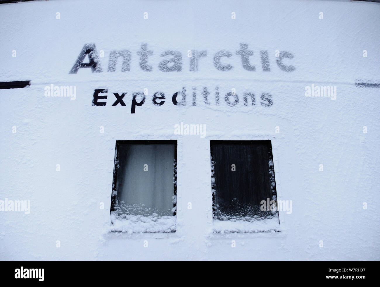 Antarktis Kreuzfahrt 'MV Ushuaia 'close-up von Text und Fenstern, Antarktische Halbinsel, Antarktis Stockfoto