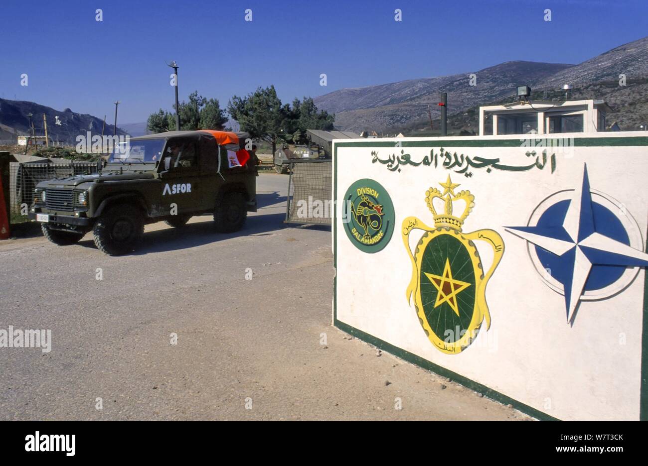 Die NATO-Intervention in Bosnien Herzegowina, marokkanischen Armee Kontrollpunkt in Mostar (März 1998) Stockfoto