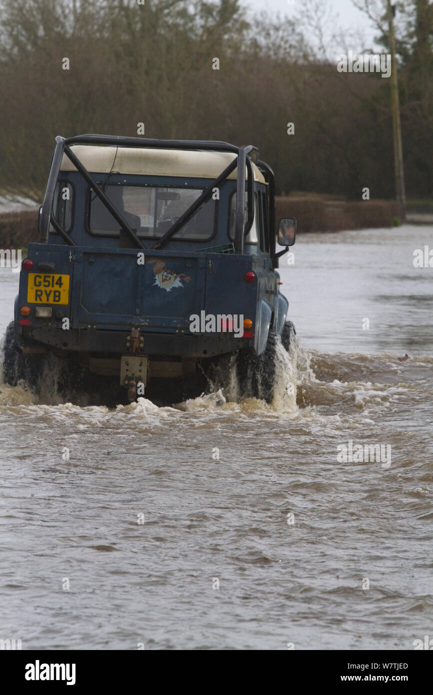 Rescue landrover Navigation Überschwemmungen im Februar Überschwemmungen 2014, Upton bei Severn, Worcestershire, England, UK, 9. Februar 2014. Stockfoto