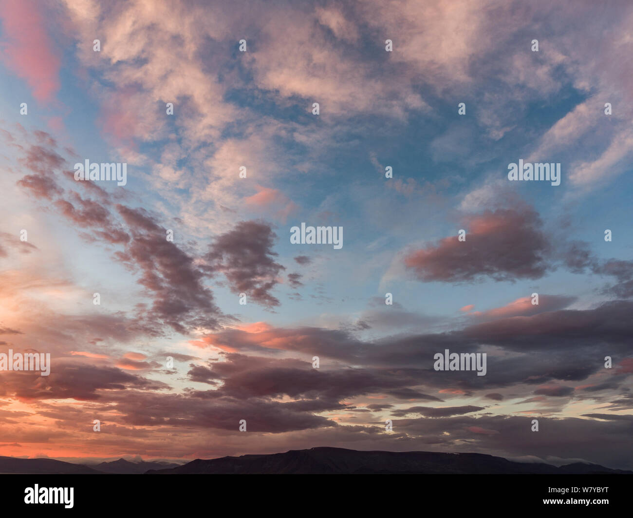 Sonnenuntergang, Wolken, Reykjavik, Island Stockfoto