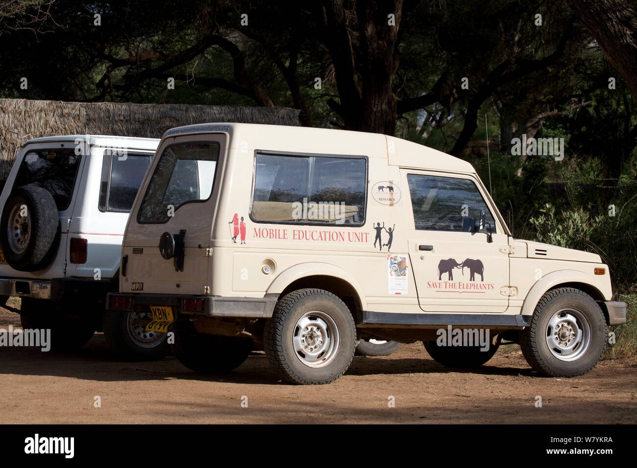 Speichern Sie die Elefanten mobile Bildung Fahrzeuge, Samburu National Reserve, Kenia. Stockfoto