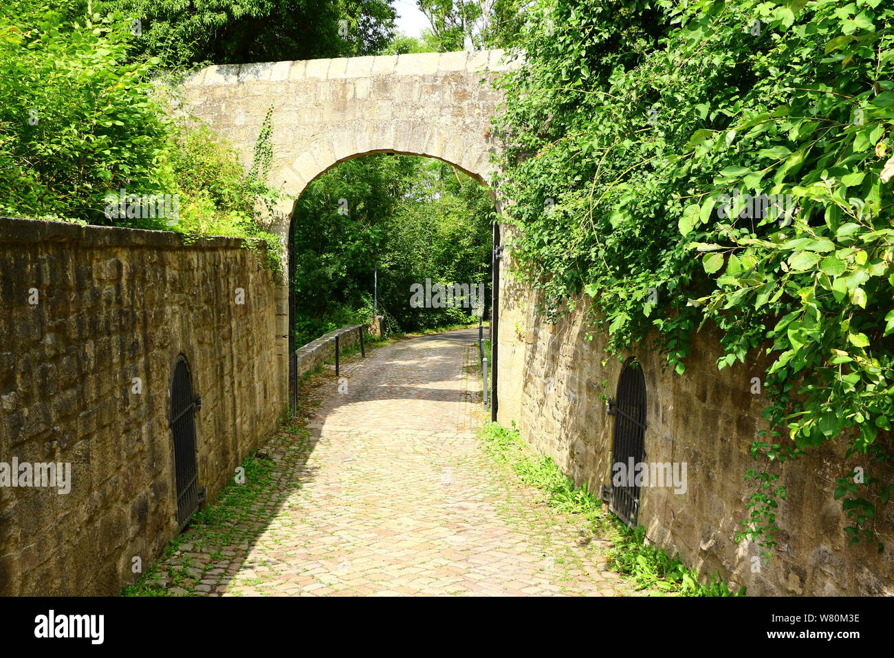 Aufgang zu Schloss Spangenberg in Nordhessen Stockfoto