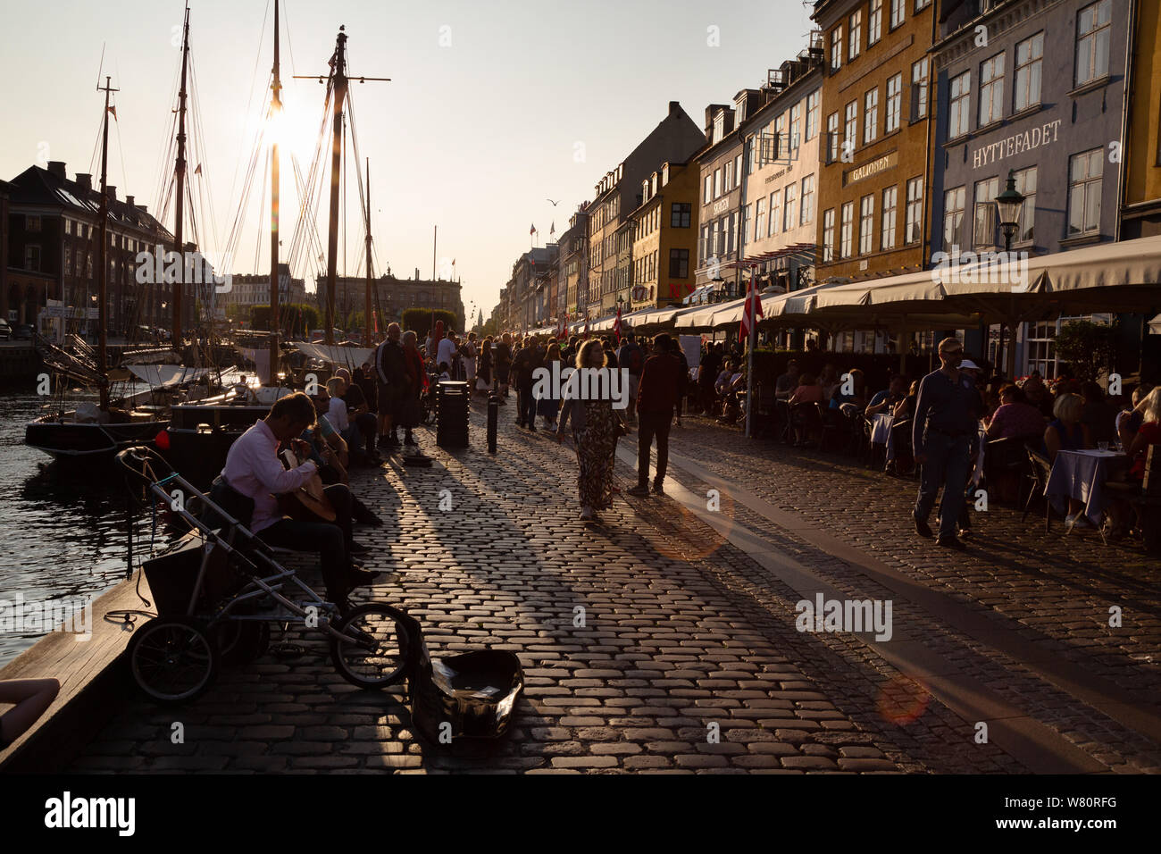 Sonnenuntergang, Nyhavn, Kopenhagen Stadtzentrum von Kopenhagen, Dänemark, Skandinavien Stockfoto