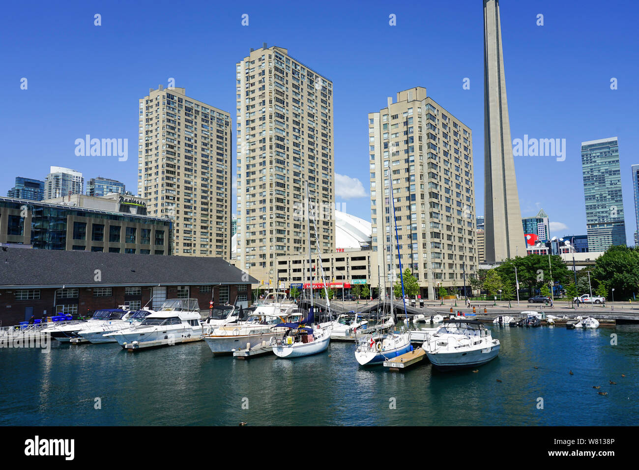 Toronto Hafen - vorne oder Harbourfront in Ontario, Kanada, im Sommer ein tolles Reiseziel. Stockfoto