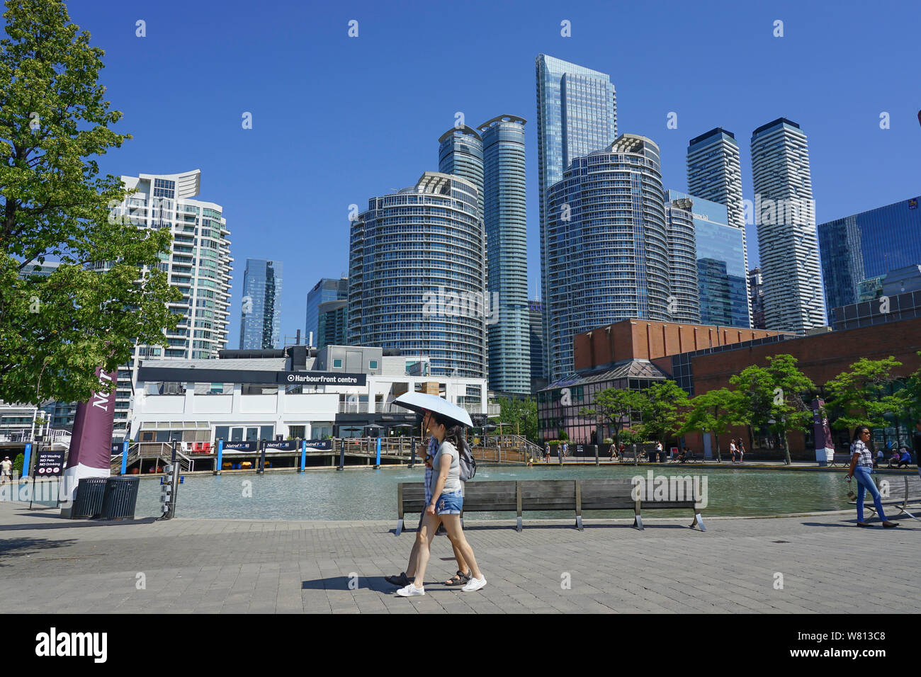 Toronto Hafen - vorne oder Harbourfront in Ontario, Kanada, im Sommer ein tolles Reiseziel. Stockfoto