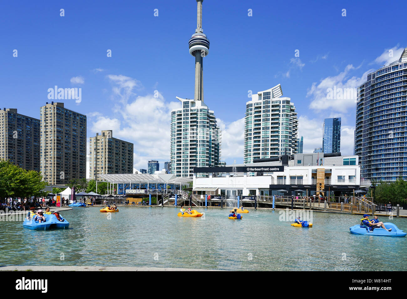 Toronto Hafen - vorne oder Harbourfront in Ontario, Kanada, im Sommer ein tolles Reiseziel. Stockfoto