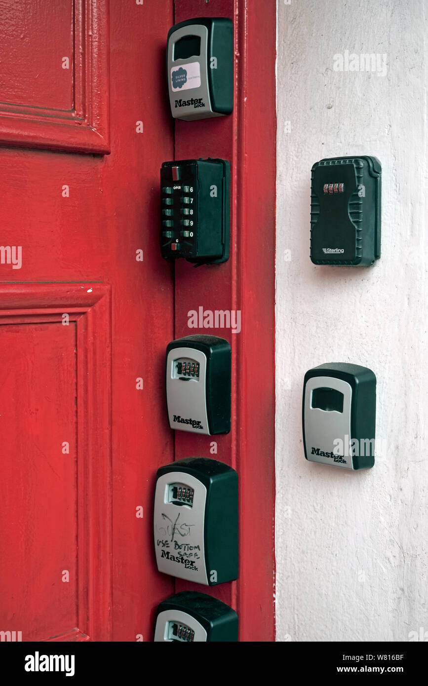 Key Safes für kurzfristig ermöglicht oder airbnb können in Edinburgh, Schottland, Großbritannien. Stockfoto