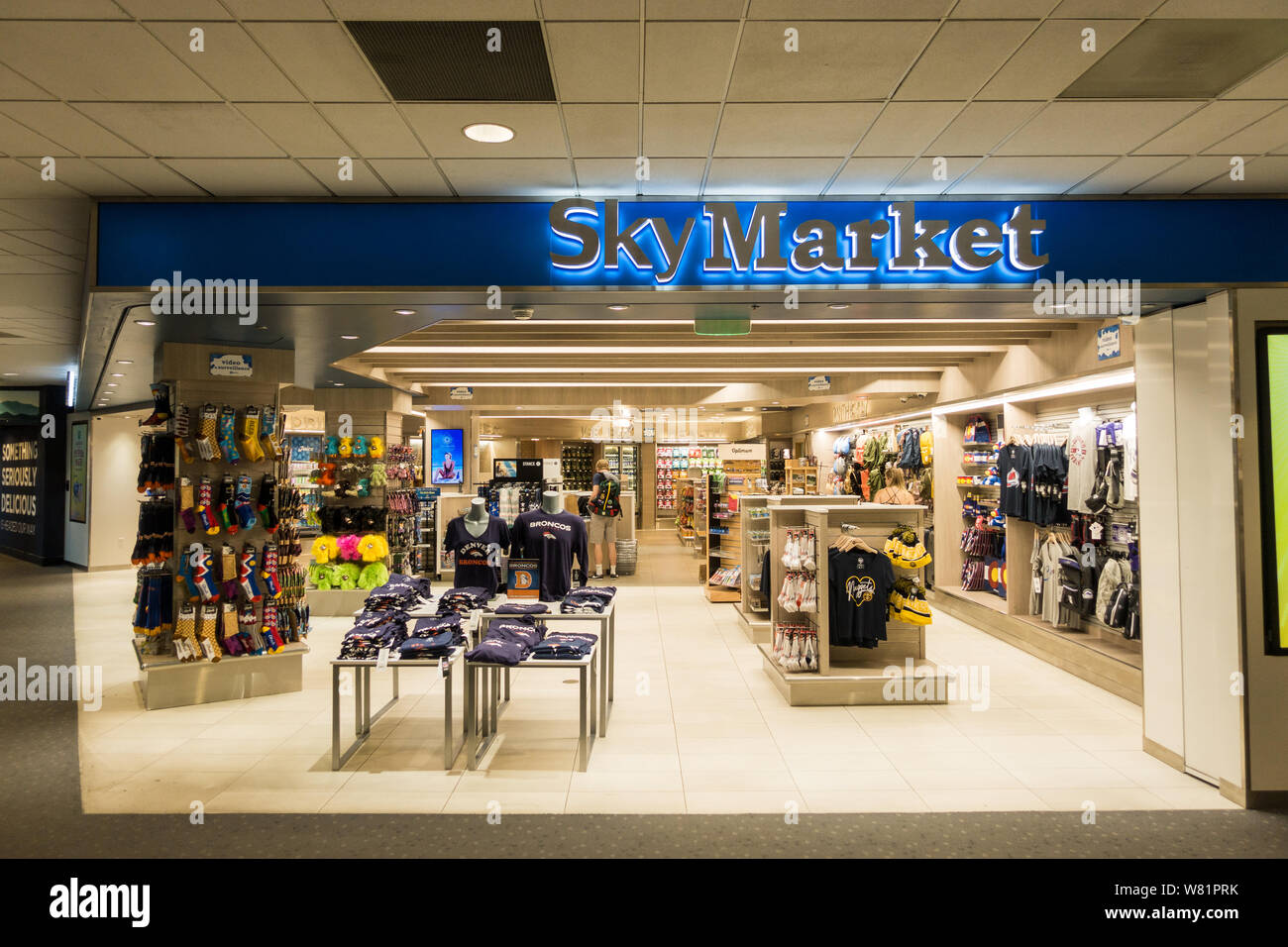 Sky Markt store Front am Denver International Airport Terminal B Stockfoto