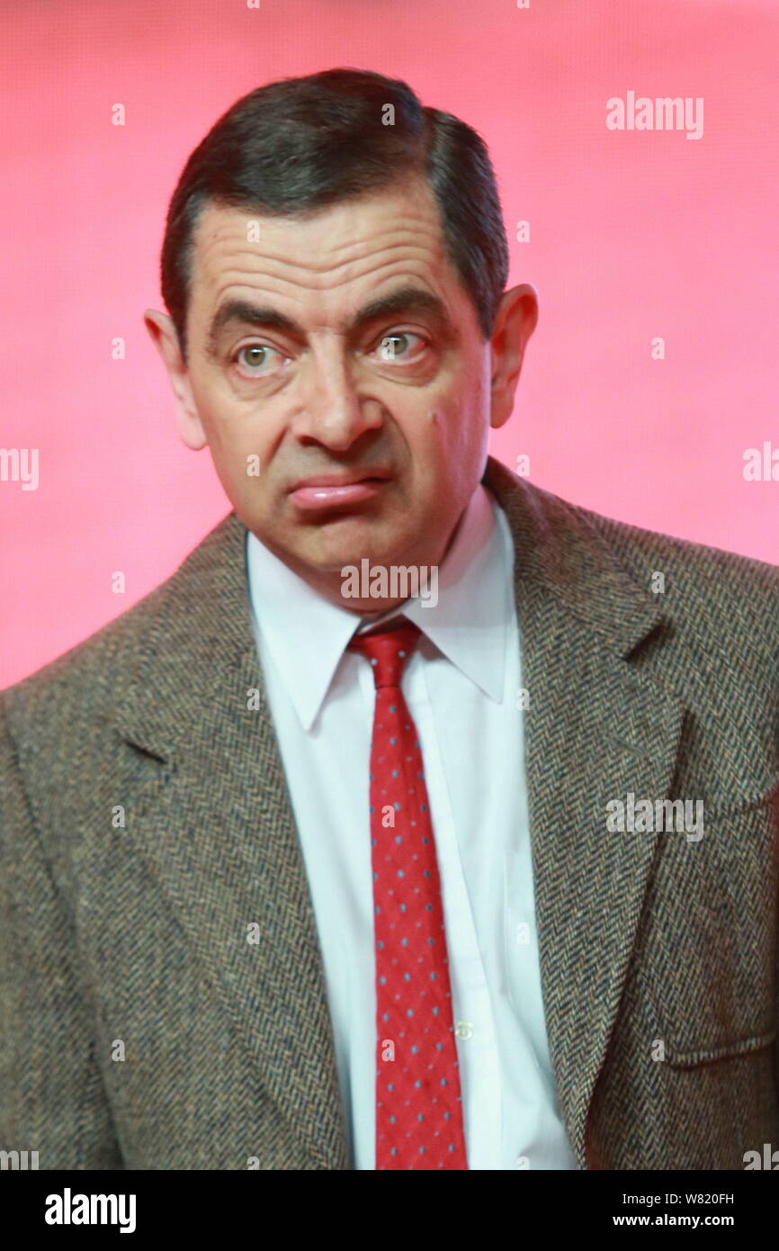 Englisch Schauspieler Rowan Atkinson spielt Mr. Bean während einer Premiere für seinen Film "Top lustige Komiker' in Peking, China, 19. März 2017. Stockfoto