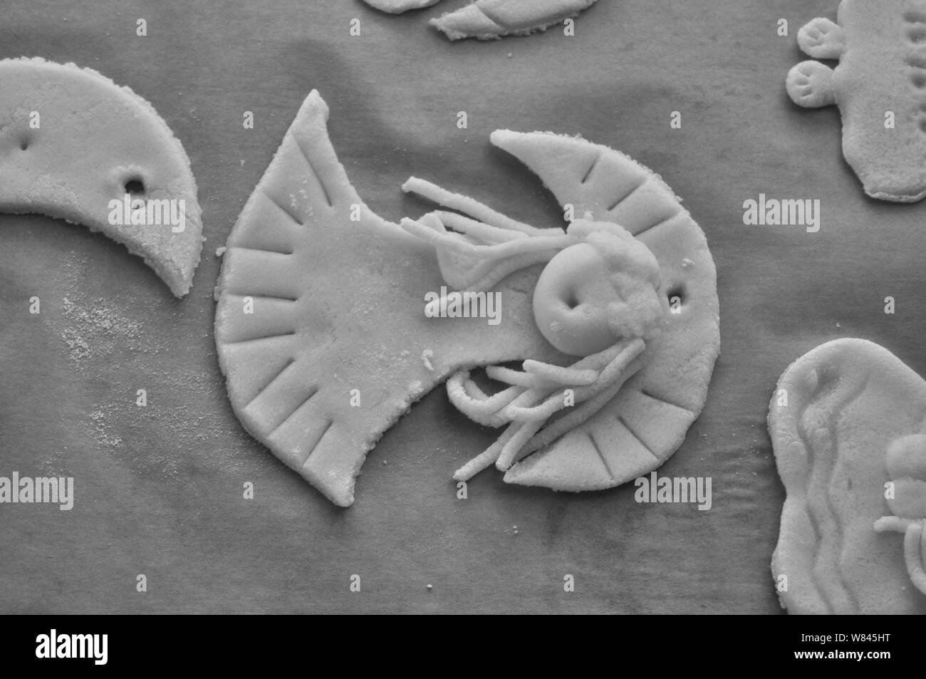 Produkte aus Kunststoff. Küche arbeiten. Handwerk und Produktion. Kochen und Backen. Stockfoto