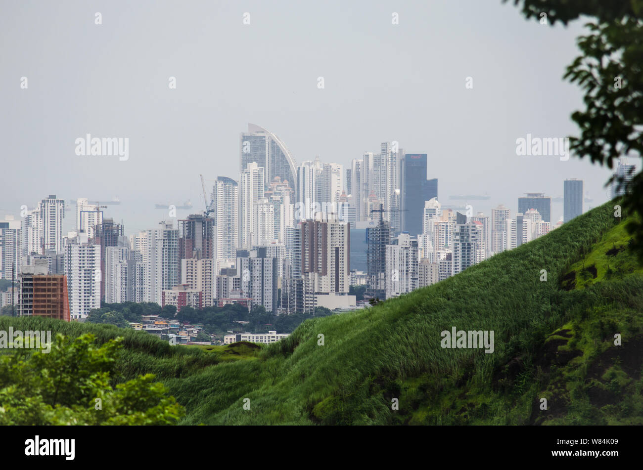 Panama City Skyline als aus dem Norden der Stadt gesehen Stockfoto