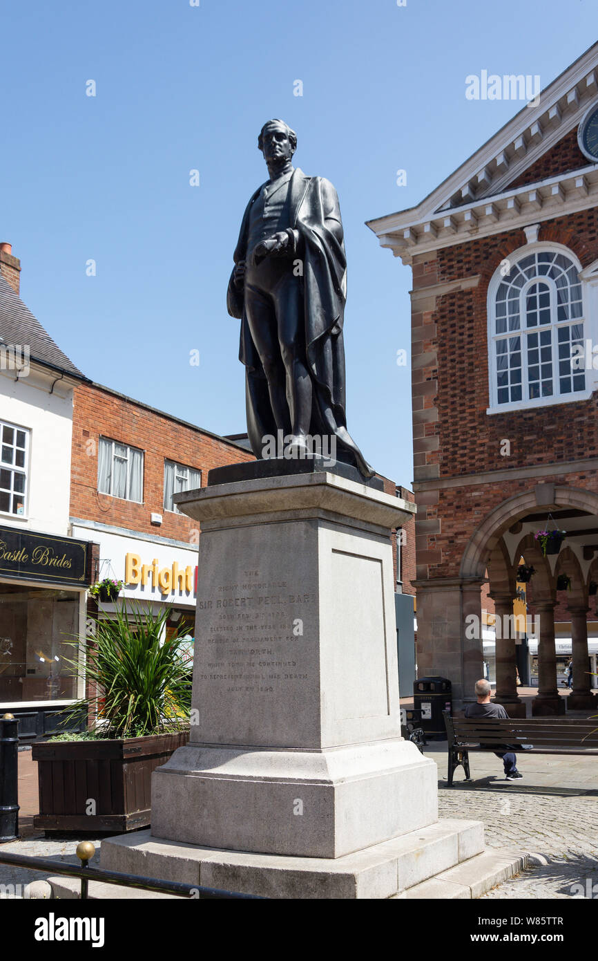 Sir Robert Peel Statue,, Marktplatz. Tamworth, Staffordshire, England, Vereinigtes Königreich Stockfoto