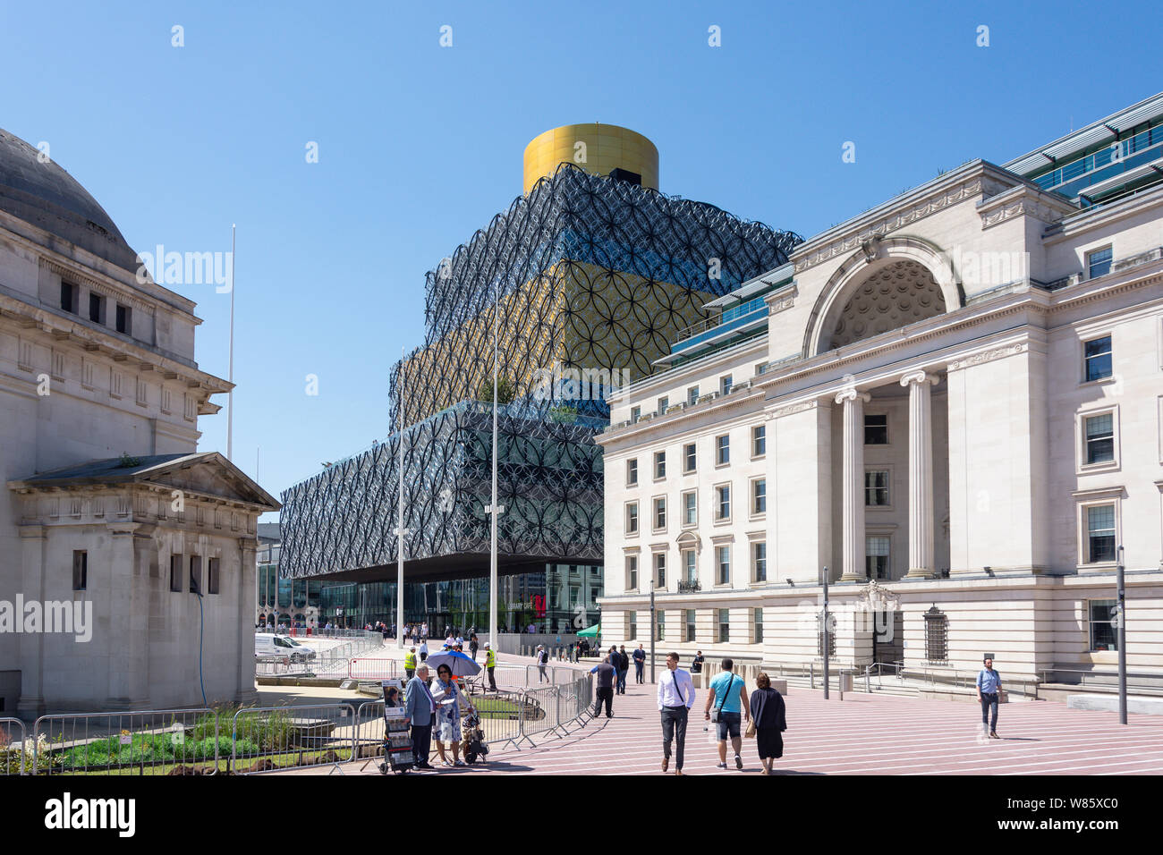 Die Bibliothek von Birmingham, Baskerville Haus und die Halle der Erinnerung, Cententary Square, Birmingham, West Midlands, England, Großbritannien Stockfoto