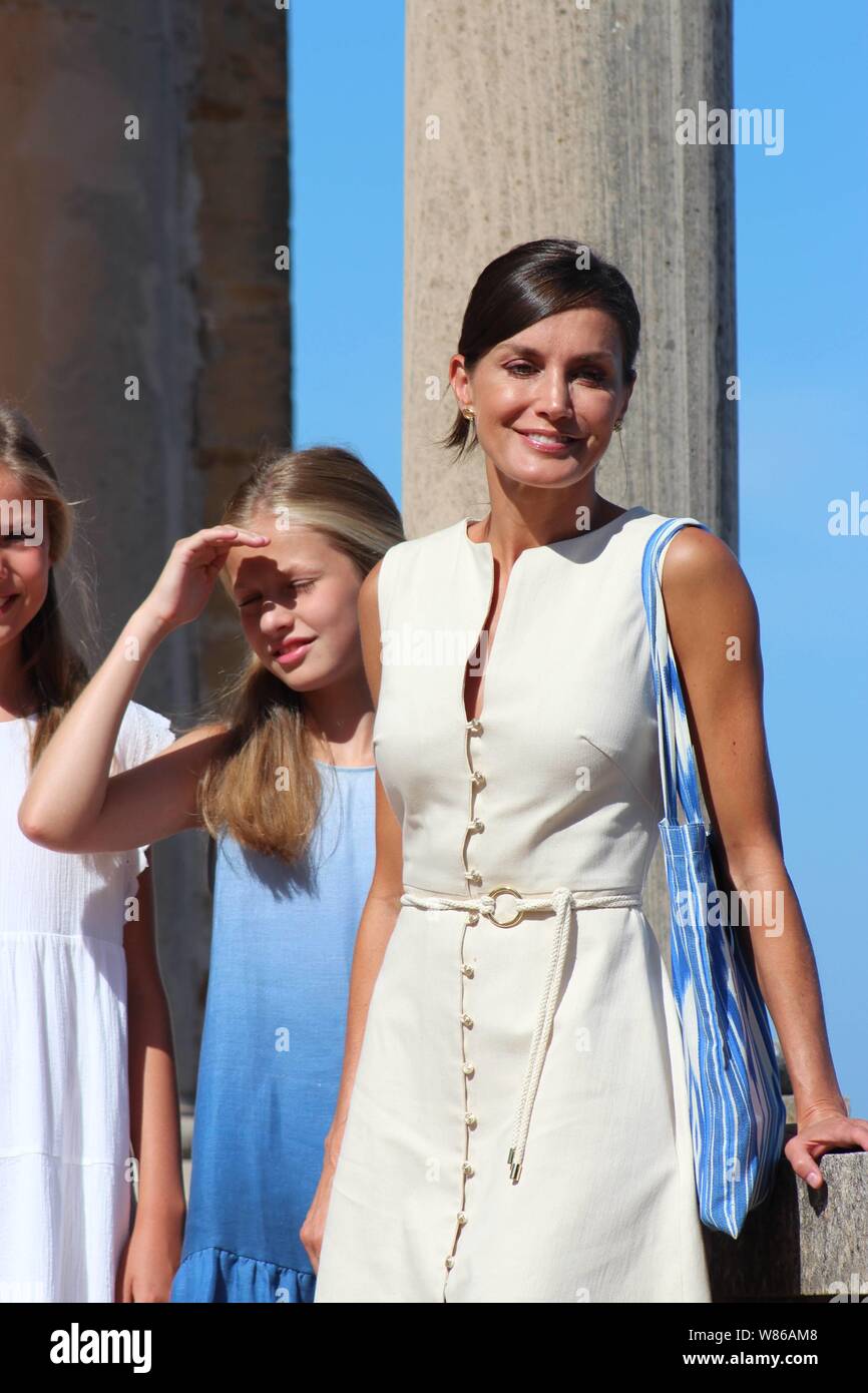 Palma de Mallorca, Spanien. 08 Aug, 2019. Spanischen König Felipe VI und Königin mit Prinzessin Letizia und Baby Leonor de Borbón Sofia während des Besuchs "Casa Museo Son Marroig" in Palma de Mallorca, 08. August 2019. Credit: CORDON PRESSE/Alamy leben Nachrichten Stockfoto