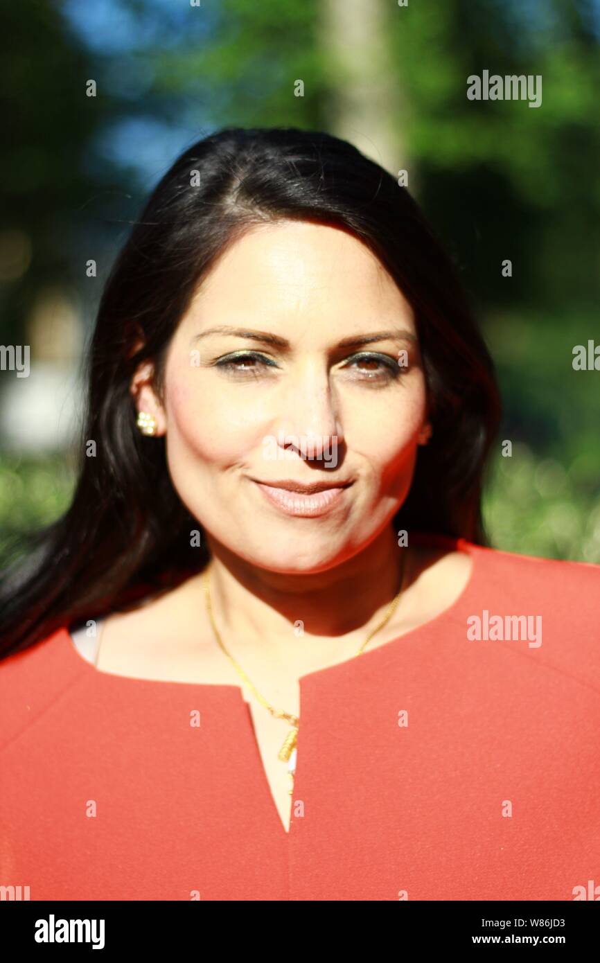 Priti patel Fotos und Bildmaterial in hoher Auflösung Alamy