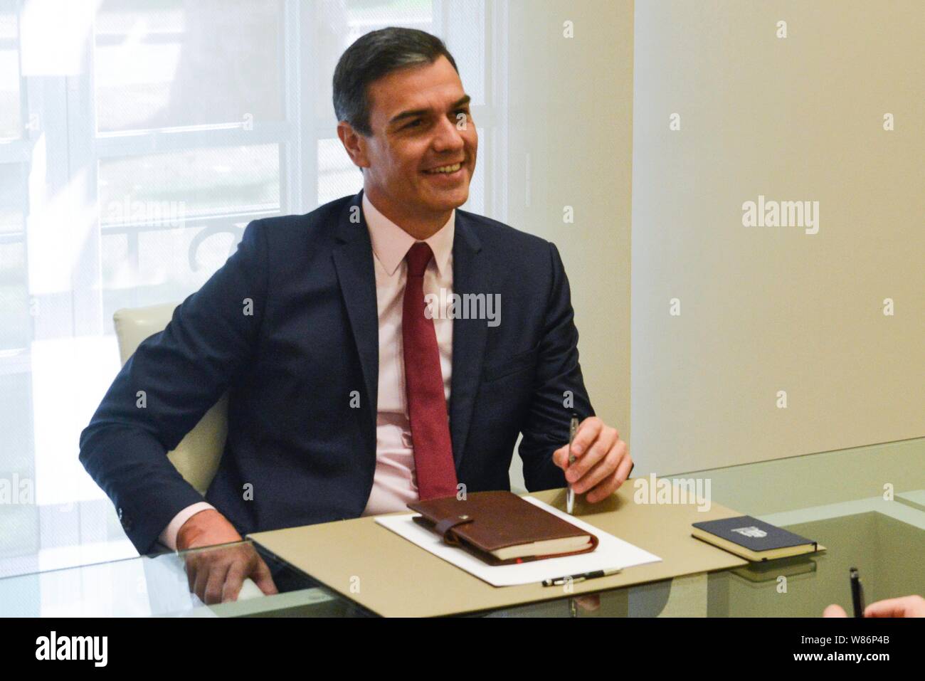 PEDRO SANCHEZ trifft sich mit dem Anführer der CCOO und UGT IN MONCLOA PALACE. Donnerstag, den 8. August 2019 Cordon drücken Sie Stockfoto