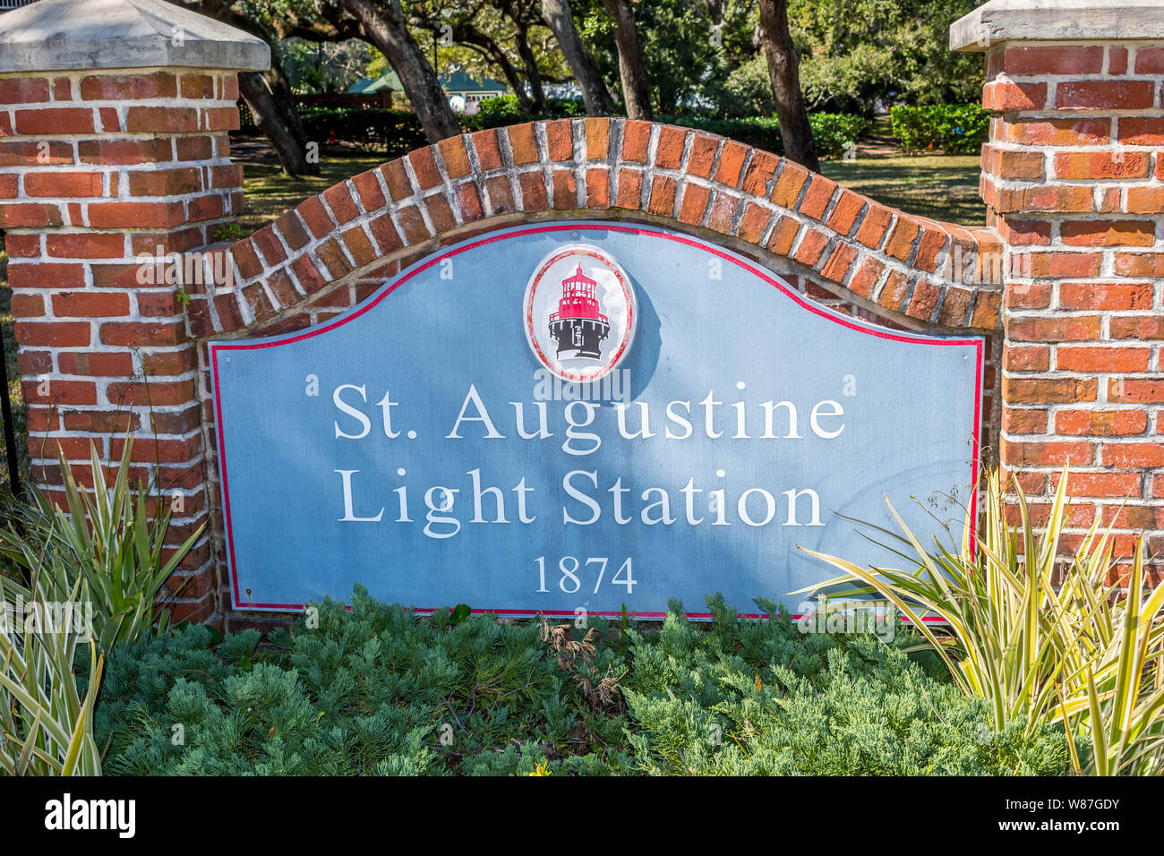 St. Augustine, FL, USA - Feb 7, 2019: Eine einladende Schild am Eingang zum Hl. Augustinus Licht Station Stockfoto