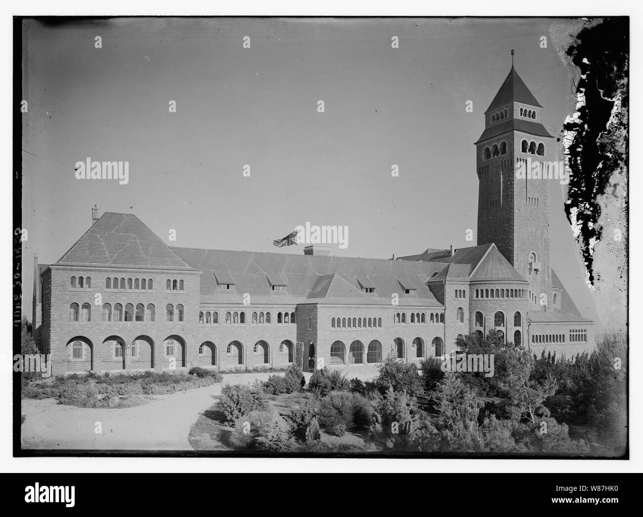 1. Union Jack fliegen über Augusta Victoria Hospital, Jerusalem Stockfoto