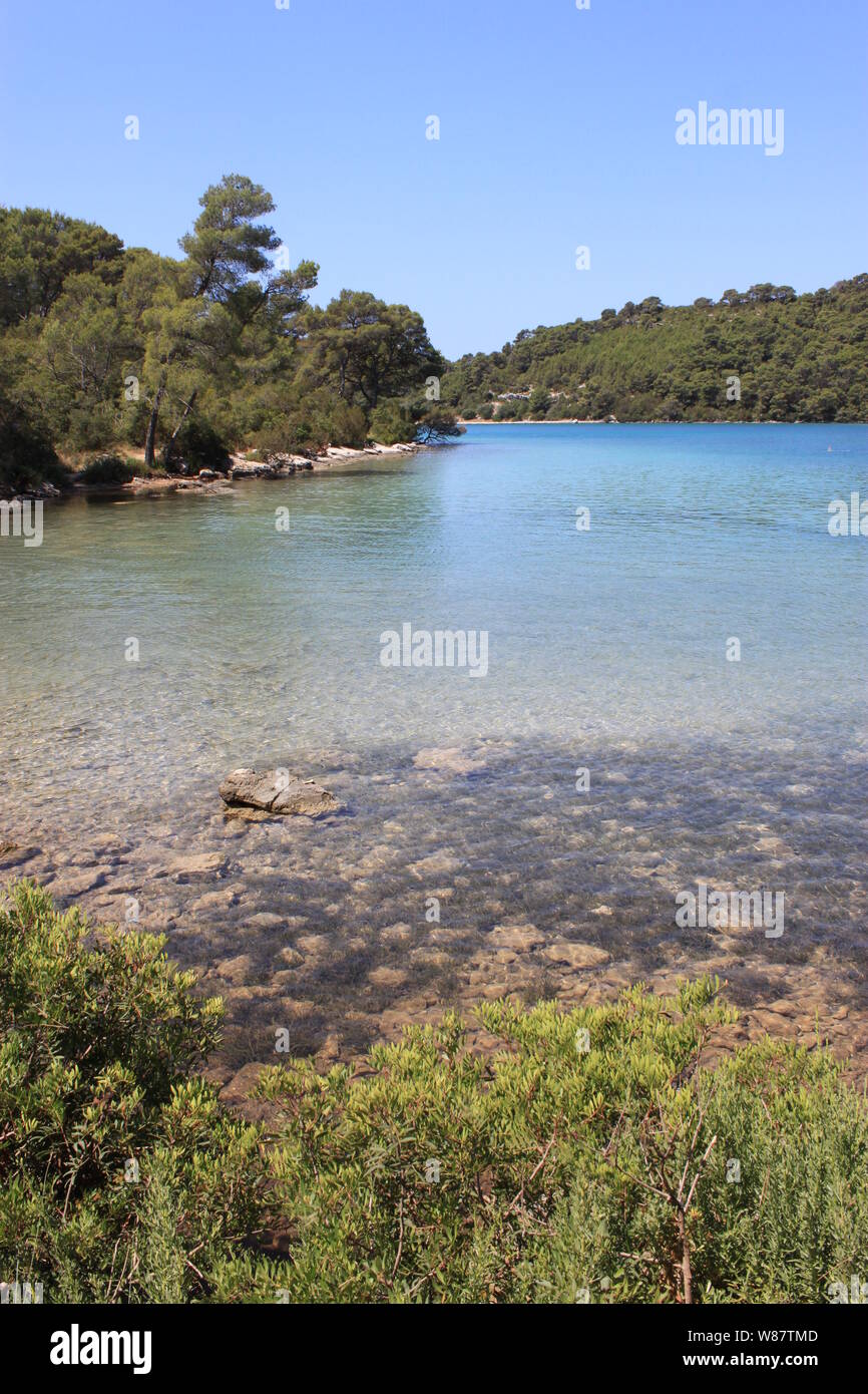 Kleiner See (Malo Jezero) im Nationalpark Mljet, Kroatien Stockfoto