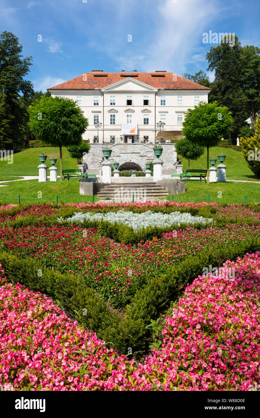 Tivoli in Ljubljana Tivoli Park tivolski Grad Tivoli Mansion Internationales Zentrum der Graphischen Künste Ljubljana Slowenien Eu Europa Stockfoto