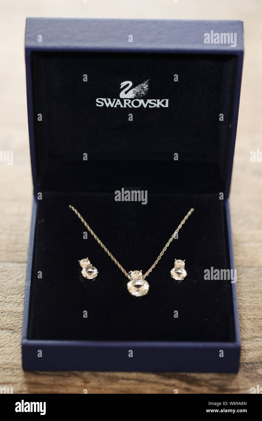 Siroski jewellery discount