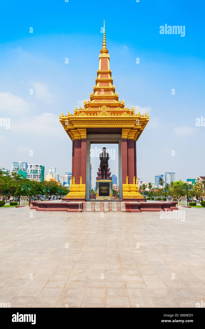 Die Statue von König Norodom Sihanouk Vater ist in Phnom Penh in Kambodscha entfernt Stockfoto