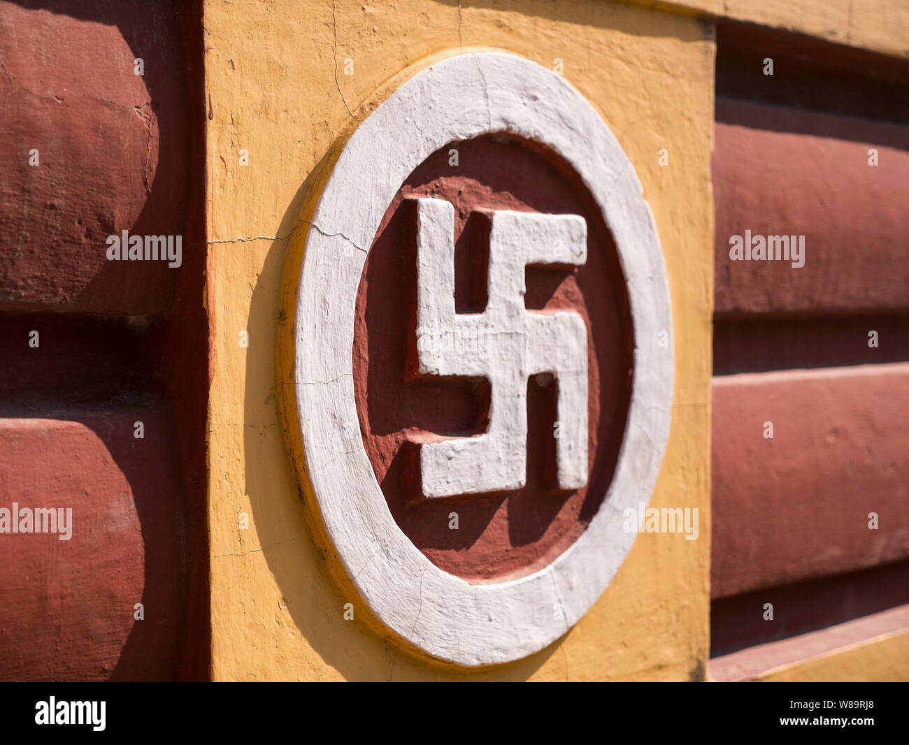 Alte Hakenkreuz, Hindu Symbol, Lakshmi Narayan Tempel, Neu Delhi, Indien, Asien Stockfoto
