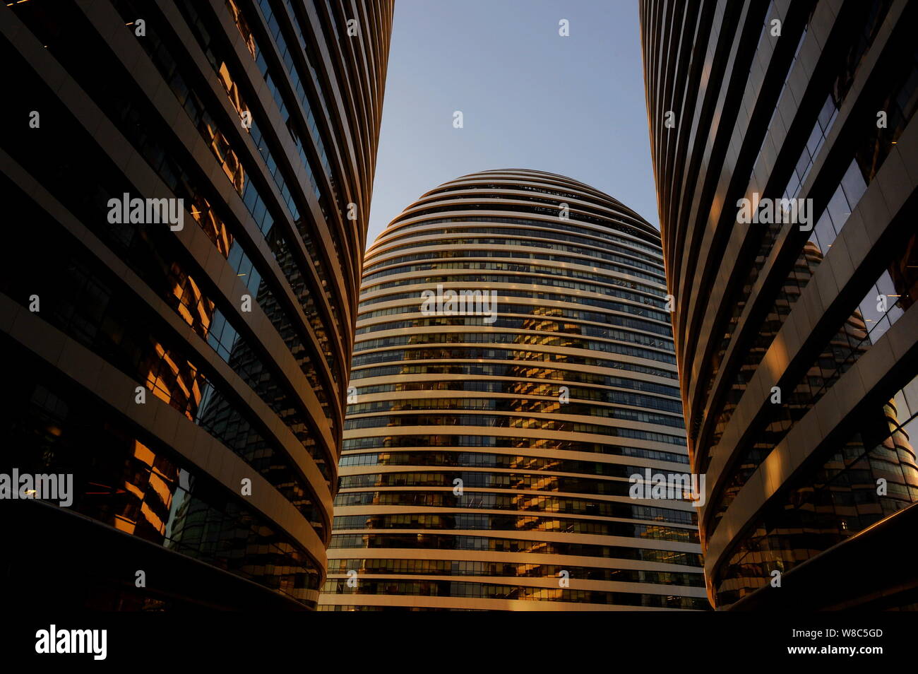 Ansicht der Wangjing Soho von Soho China in Peking, China, 4. März 2015 entwickelt. Die wangjing Soho Gebäudekomplex, entworfen von Iraqi-British Zah Stockfoto