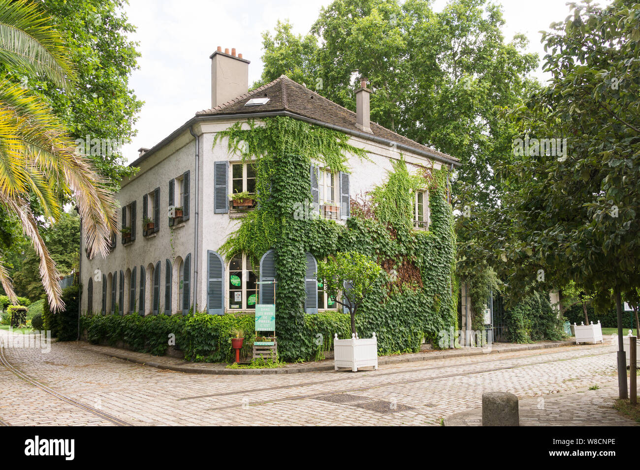 Paris La Maison du Jardinage Bercy - ein Zentrum für die städtischen Gärtner im Park von Bercy in Paris, Frankreich, Europa. Stockfoto