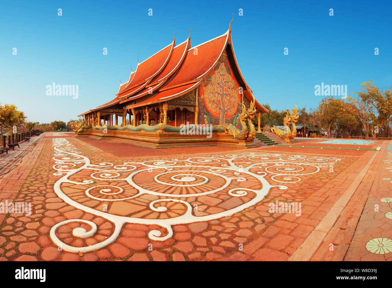 Sirindhorn Wararam Phu Prao Tempel (Wat Phu Prao) in der Provinz Ubon Ratchathani, Thailand. Stockfoto